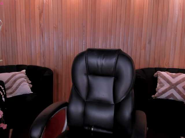SabrinaMontclair live cam on BongaCams
