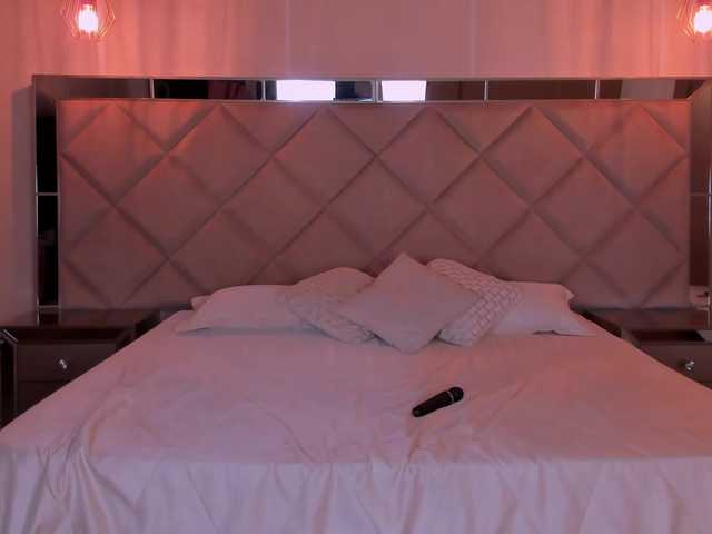 SabrinaMontclair live cam on BongaCams