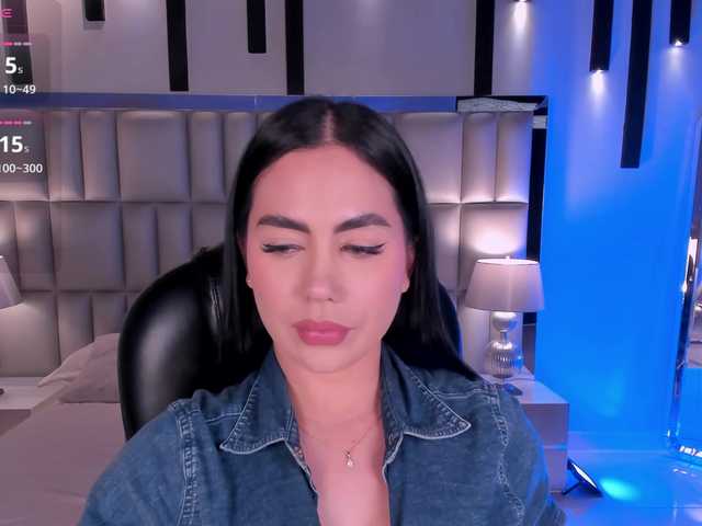 SabrinaMontclair live webcam show