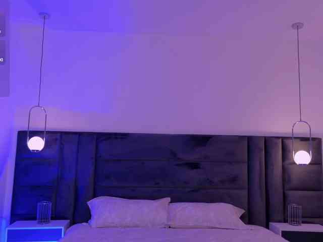 SabrinaMontclair webcam