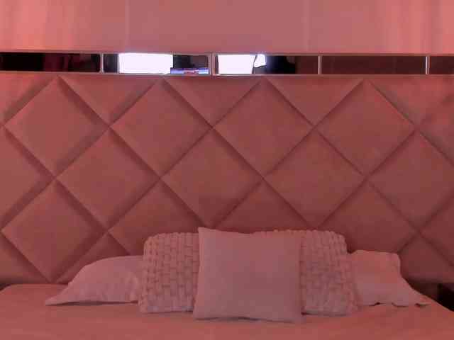 SabrinaMontclair Live Webcam on BongaCams