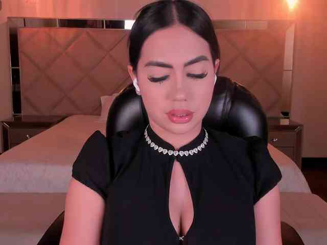 モデル: SabrinaMontclair