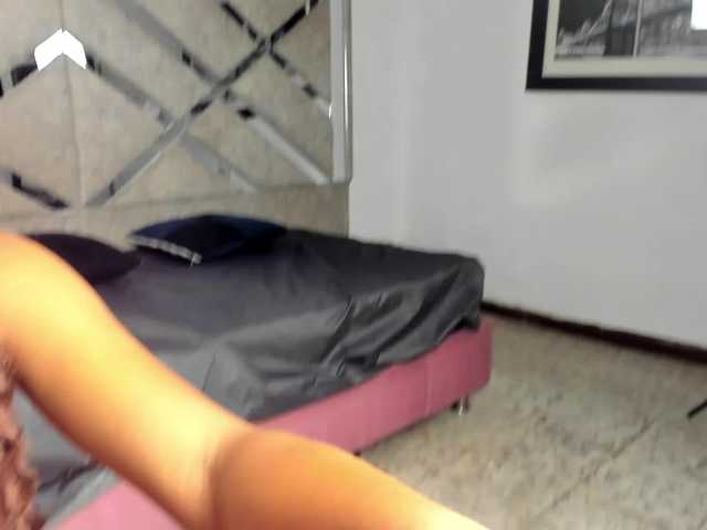 LaReinaDelSur0 live cam on BongaCams