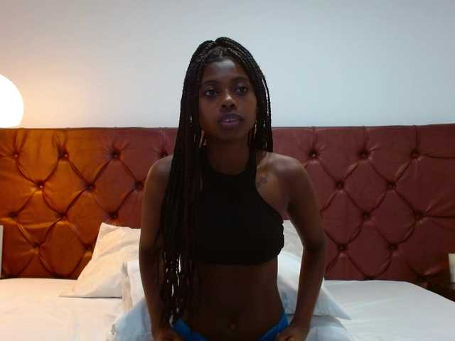 AmaraBennett live cam on BongaCams