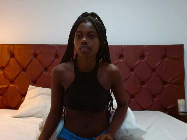 AmaraBennett live cam on BongaCams