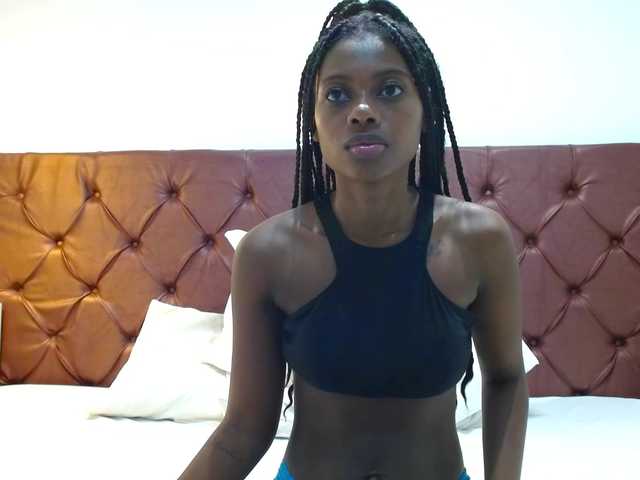 AmaraBennett live cam on BongaCams
