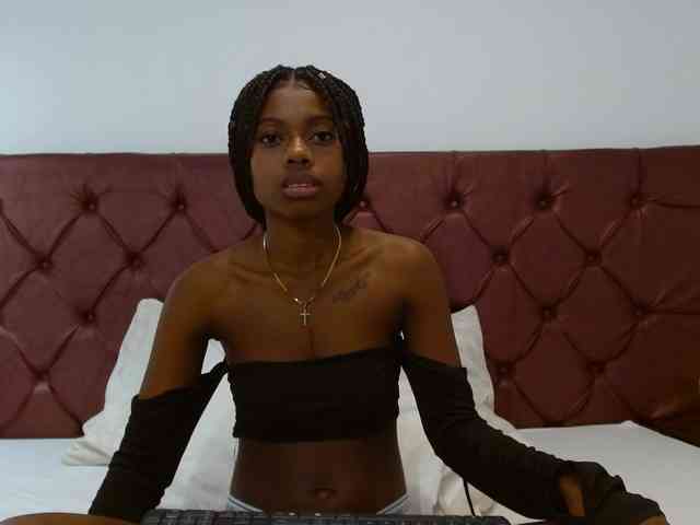 AmaraBennett webcam