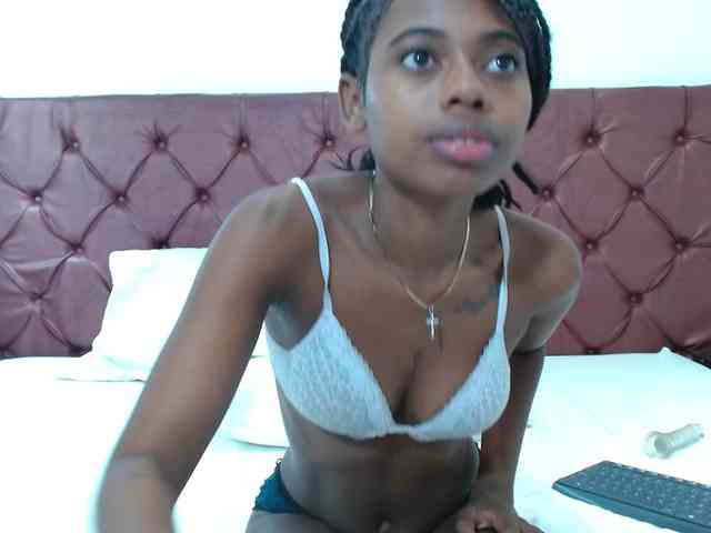 AmaraBennett webcam