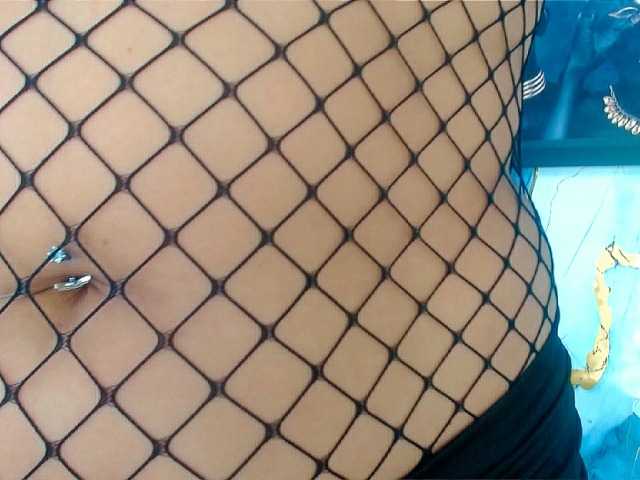 Yasmine-Tapias live cam on BongaCams