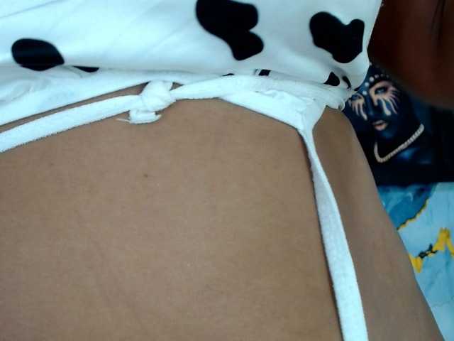 Yasmine-Tapias live cam on BongaCams