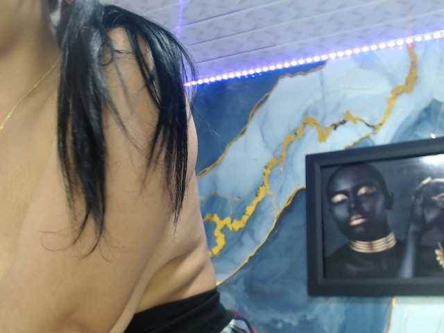 Yasmine-Tapias live cam on BongaCams