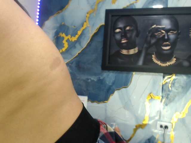 Yasmine-Tapias live cam on BongaCams