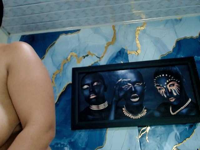 Yasmine-Tapias live cam on BongaCams