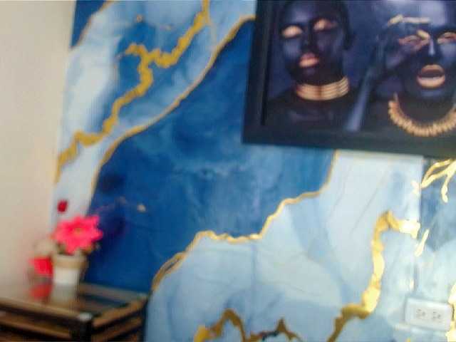 Yasmine-Tapias live cam on BongaCams