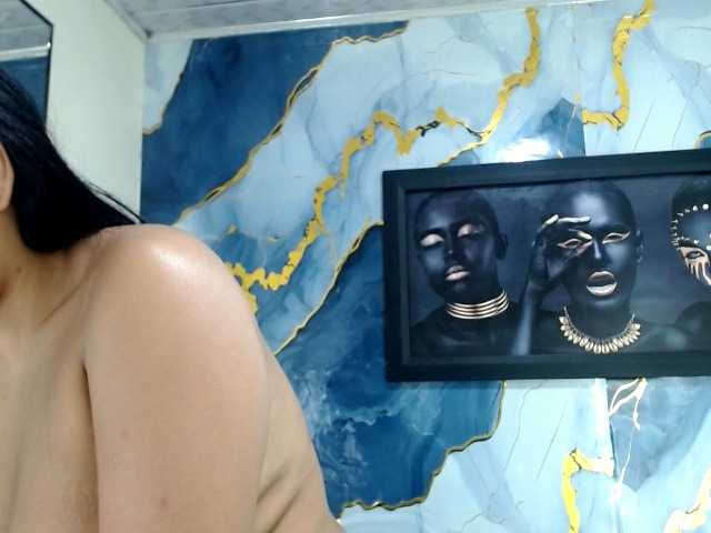 Yasmine-Tapias live cam on BongaCams