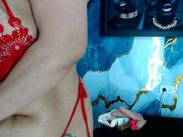 Yasmine-Tapias webcam