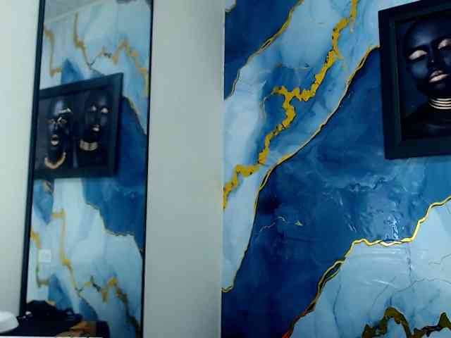 Yasmine-Tapias webcam