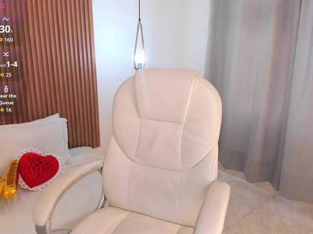 NixieSterling live cam on BongaCams