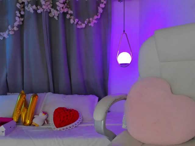 NixieSterling live cam on BongaCams