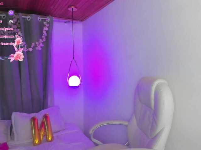 NixieSterling live cam on BongaCams