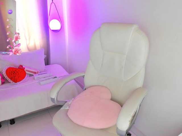 NixieSterling live cam on BongaCams