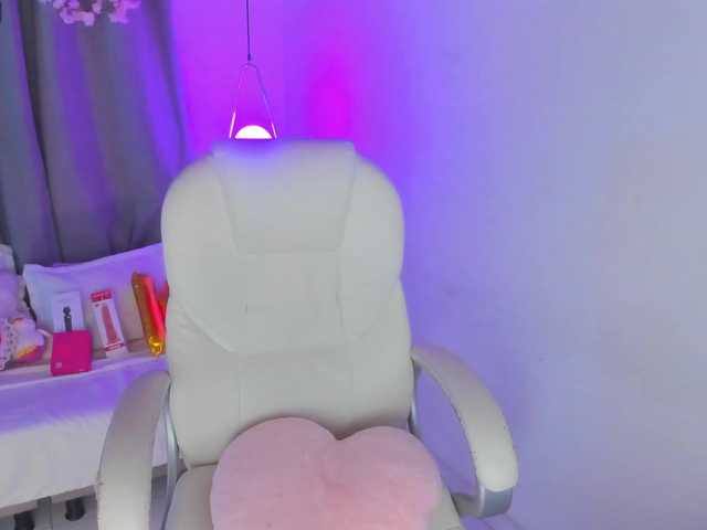 NixieSterling live cam on BongaCams