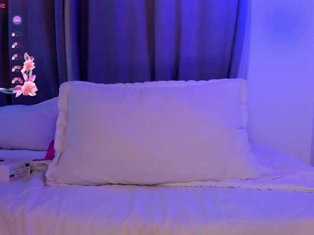 NixieSterling live cam on BongaCams