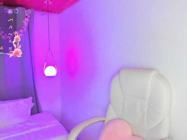 NixieSterling live cam on BongaCams