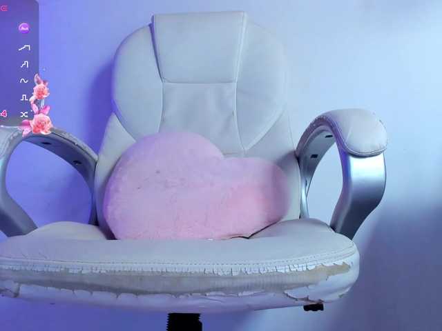 NixieSterling live cam on BongaCams