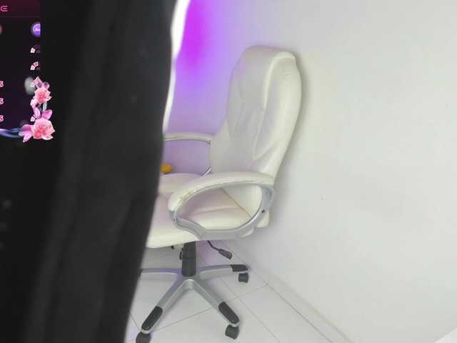 NixieSterling live cam on BongaCams