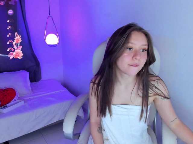 nixiesterling cam belle