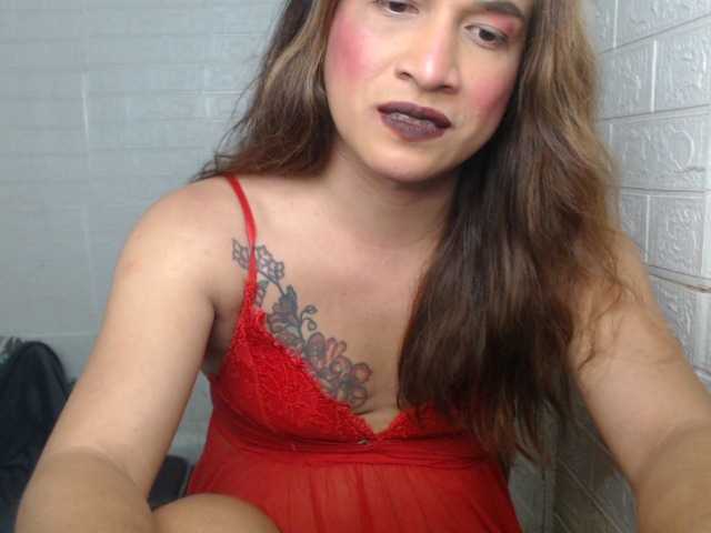 Ambitchpinay, 30 y/o - Live Cam on BongaCams