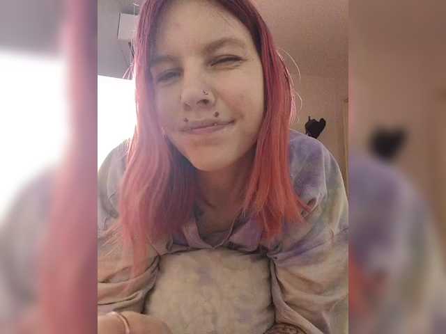 SquirtApril live cam on BongaCams