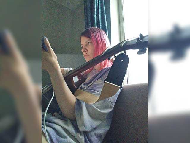 SquirtApril live webcam show