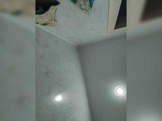 SquirtApril live cam on BongaCams