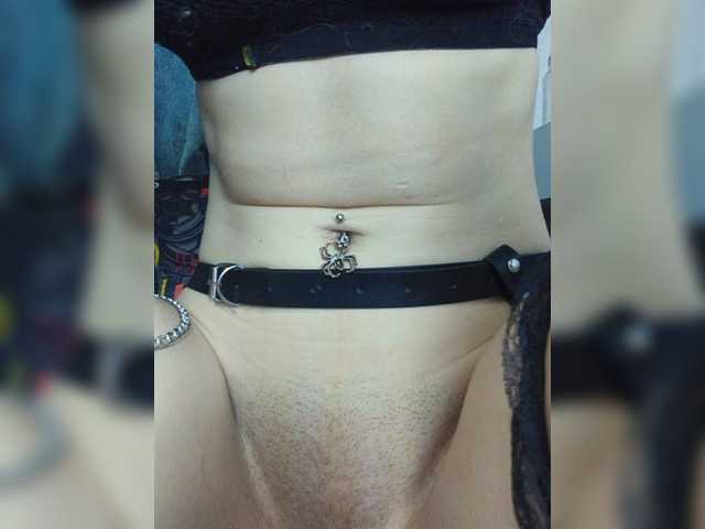 SquirtApril live cam on BongaCams