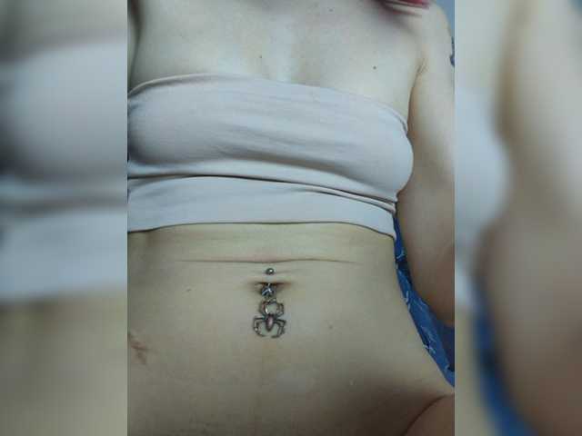 SquirtApril live cam on BongaCams
