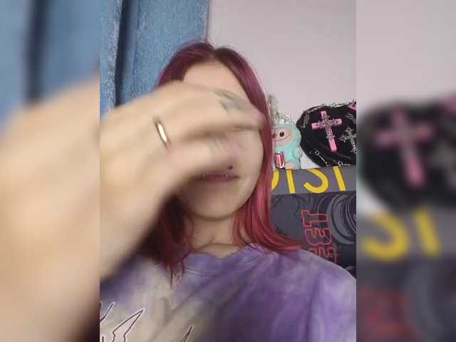SquirtApril live cam on BongaCams