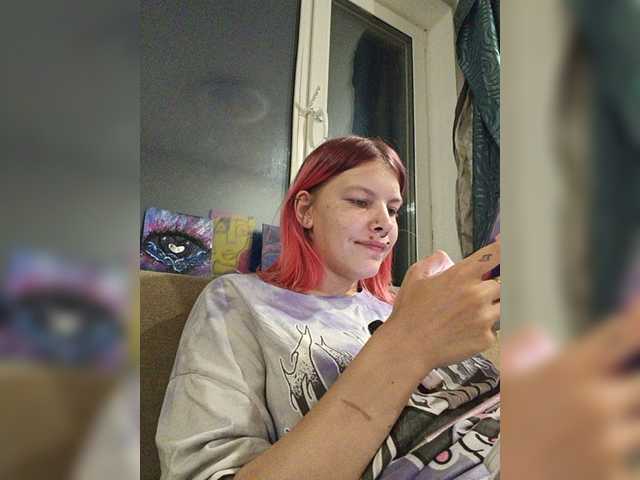 SquirtApril live cam on BongaCams