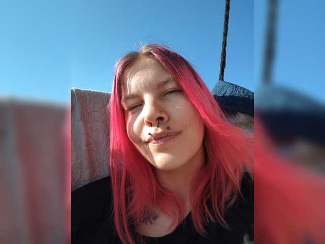 SquirtApril live cam on BongaCams