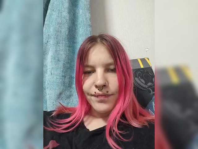 SquirtApril live cam on BongaCams