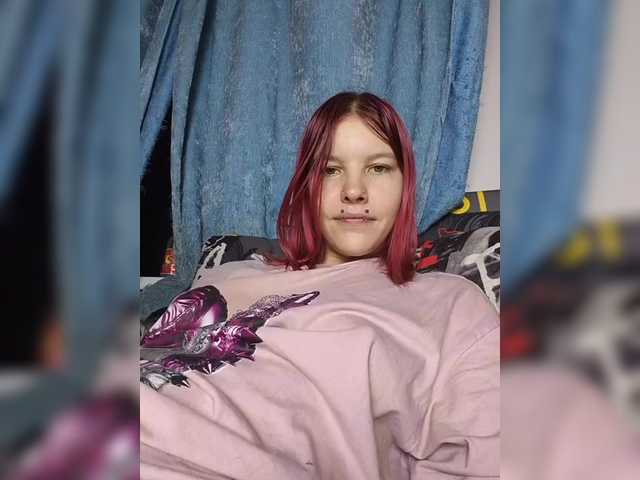 SquirtApril live cam on BongaCams