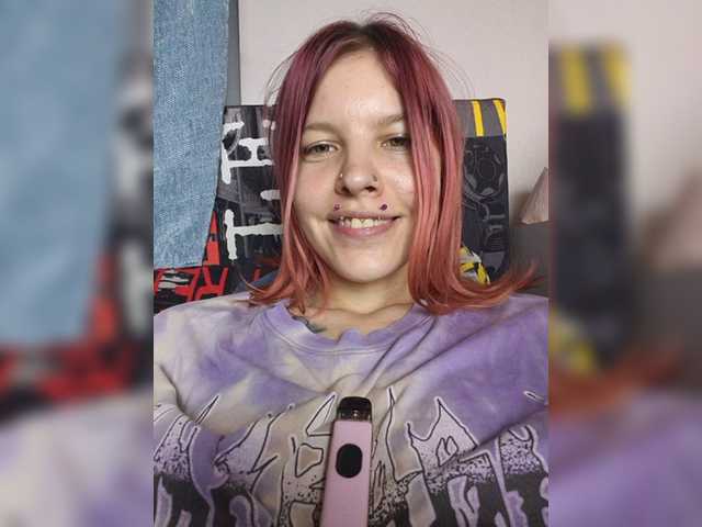 SquirtApril live cam on BongaCams