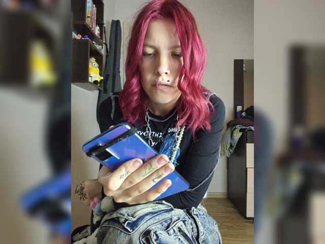 SquirtApril live cam on BongaCams
