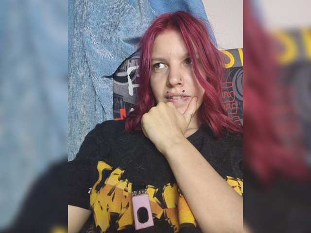SquirtApril live cam on BongaCams