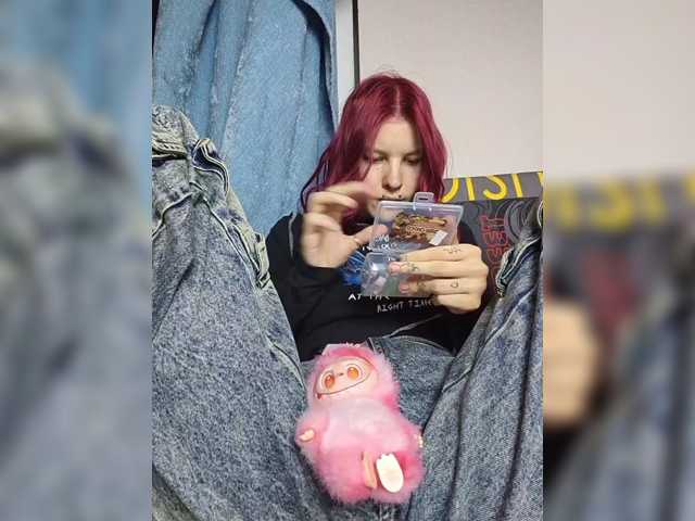 SquirtApril live cam on BongaCams