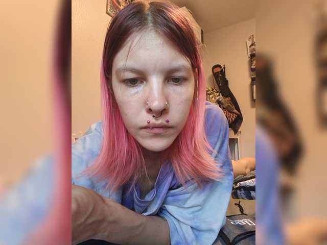 SquirtApril live cam on BongaCams