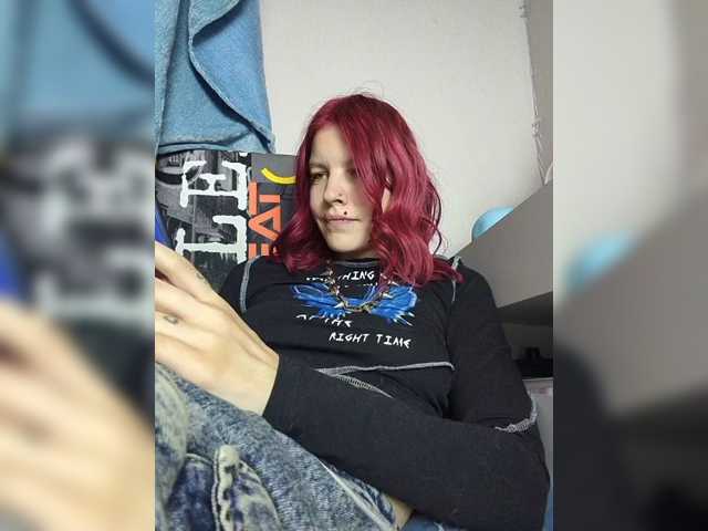 SquirtApril live cam on BongaCams