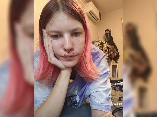 SquirtApril live cam on BongaCams