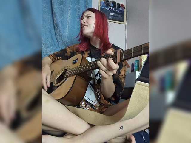 SquirtApril live cam on BongaCams